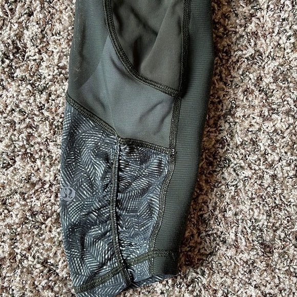 Lululemon Women's Size 6 High Times Pant Luxtreme (Mesh) Jazzy Gator Green - Picture 2 of 11